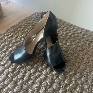 Elegant Unique Black Peep-Toe Heels